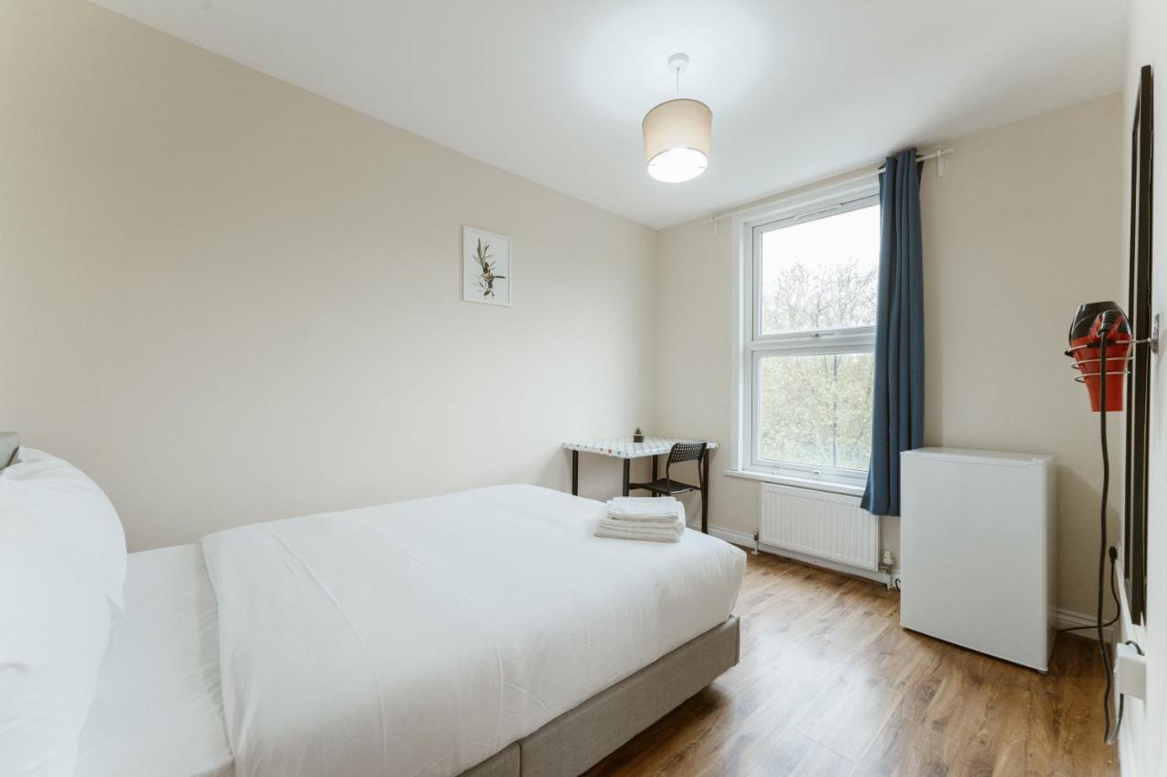 Mile End Rooms 57A Londres Exterior foto